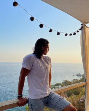 Temmuz Uğur Yıldız Instagram - 🌞 güzel günlerin gelmesini bekliyorumdur..
#sunrise