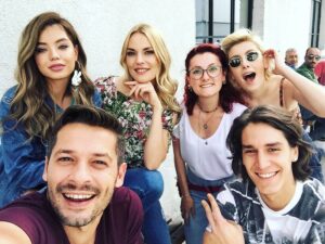 Temmuz Uğur Yıldız Instagram - İlk gün ve güzel insanlar :) 🎥