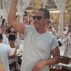 Teresa Giudice Instagram - Mykonos 🍾