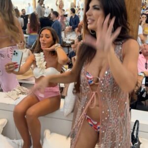 Teresa Giudice Instagram - Mykonos 🍾