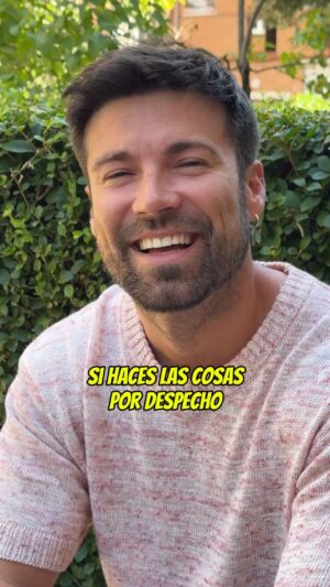 Teresa Pérez Instagram - Si le das like es porque quieres algo con ella #amor #parejas #consejos #humor