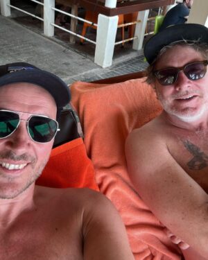Terje Sporsem Instagram - Gustav er 50!!! 🎉🍾❤️🇳🇴🎉 Gratulerer så mye med dagen, kjære venn @gustavnilsen !! Du er snill, omtenksom, gøyal, raus og smart og med enorme mengder funny bones ! Kunne sikkert nevnt masse mer, men det kan bli for mye, og jeg må spare litt til feiringen. Men du er en fantastisk fyr å ha i livet og både jeg og familien er så glad i deg. Har vært mye gøy til nå… og mer skal det bli! ❤️hipp hipp hurra!