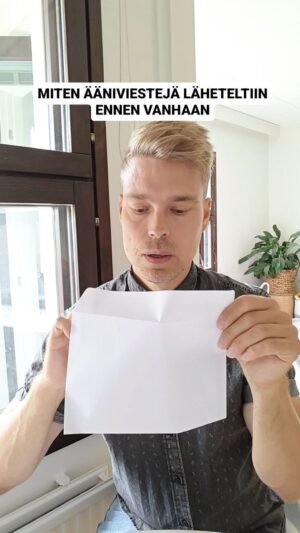 Tero Tiittanen Instagram - Oli se aikaa se 🤌

#ääniviesti#tiistai#viesti#yhteys#comedyvideos#sketchdaily#funniestvideos#kirje#helsinkiofficial#heinäkuu#helle#kesälomalla#comedians