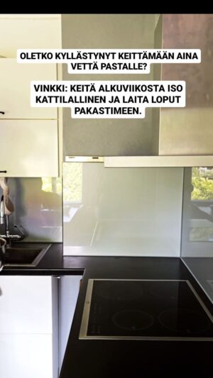 Tero Tiittanen Instagram - Lisää vinkkejä tulossa pian 🙏

Tänään keitin vettä Ullelle ja Janille heidän keittiössään. Oli kiva nähdä @ulliina ja Jan 🤩

#pasta#ruoka#ruoanlaitto#kattila#ruokaa#cooking#comedyreels#humor#humorvideo#maanantai#food#kokkaus#keittiö#comedian#