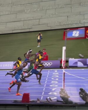 Terrell Owens Instagram - For ALL yall HATERS talking 💩 about @nojo18 after the first 2 Heats…
Talkin bout WORLD CHAMPION OF WHAT????

Let me help yall out…WORLD CHAMPION OF THE 2024 OLYMPIC 100M FINALS in 9.79 seconds 🥇…THAT’S WHAT!!! 

Congrats to @nojo18 🥇and @fkerley99 🥉 🇺🇸🇺🇸 
#100m #olympics #ustf #paris #track #fastestintheworld 

*I do not own rights to music*