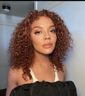 Tessa Thompson Instagram - *Cue RED, RED, RED by Fiona Apple*
