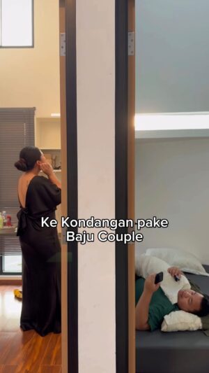 Teuku Rizky Muhammad Instagram - Emang cwk doang yang bisa belanja? Cwk juga mau belanja kali, apalagi denger di tokopedia ada #weekendturunharga