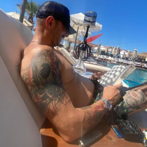 Tevfik Erman Kutlu Instagram - 📖