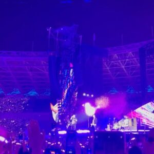 Thalia Ivanka Instagram - Last night was magical😭✨

#coldplayjakarta