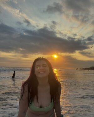 Thalia Ivanka Instagram - 🌊☀️