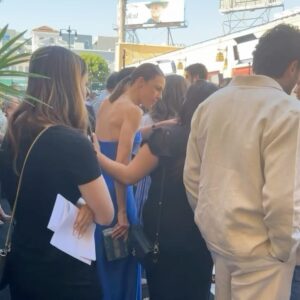 Thalma de Freitas Instagram - O filme que me levou de volta ao Brasil🥹
#mypenguinfriend estreou ontem no @egyptian.theatre sala de cinema clássica no coração de Hollywood.
Parabéns @davidschurmann e toda equipe, o filme está lindo!! 🤩 🐧
