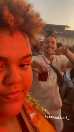 Thamirys Borsan Instagram - é, fydeu mesmo