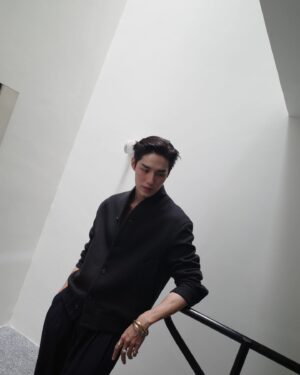 Thanapob Leeratanakachorn Instagram - 🚶#LOfficielHommesThailand