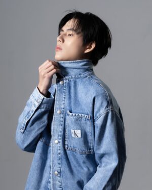 Thanawin Pholcharoenrat Instagram - Just me 
#mycalvins #CalvinKleinTH