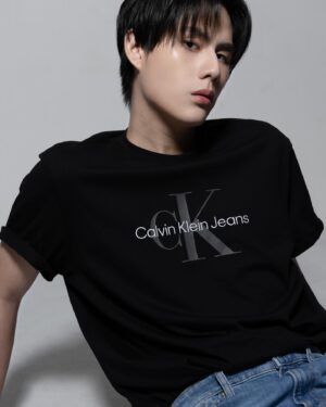 Thanawin Pholcharoenrat Instagram - Just me 
#mycalvins #CalvinKleinTH