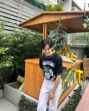 Thanawin Teeraphosukarn Instagram - ศิลปะ ❌
ศิลเปรอะ ✅