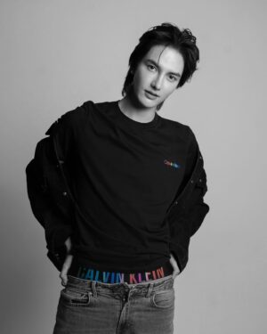 Thanayut Thakoonauttaya Instagram - Living boldly, loving fully 

#mycalvins #CalvinKleinTH