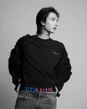 Thanayut Thakoonauttaya Instagram - Living boldly, loving fully 

#mycalvins #CalvinKleinTH