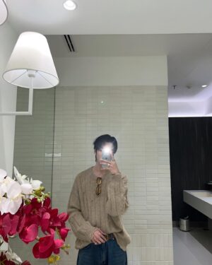 Tharatorn Jantharaworakarn Instagram - 🌺