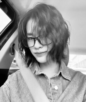 Thasorn Klinnium Instagram - In my glasses era😶👓
