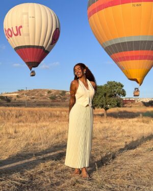 Thauny Raquel Instagram - Balloon ride in Cappadocia 🎈