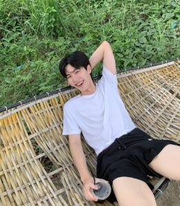 Theepakorn Kwanboon Most Liked Photos and Posts