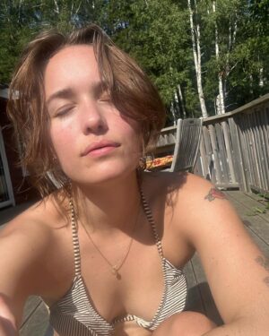 Theresa Frostad Eggesbø Instagram - The sun she smiles