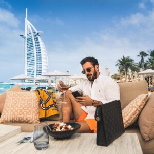 Thibaut Morgado Da Costa Instagram - Greek salade please 😎✌🏼
📸 : @alexipav .
.
.
#dubai #dubai🇦🇪 #travel #burjalarab #emirates #jumeirah #holidays #salade #louisvuitton #hermes #beach #weekend #friends #see #seeyousoon #back #paris