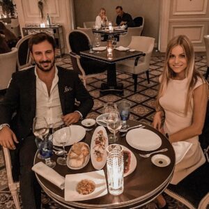 Thibaut Morgado Da Costa Instagram - Happy to see you back my friend🐥
.
.
.
#france #paris #lituanie #diner #fourseasons #georgev #you #friends #seeusoon #southoffrance