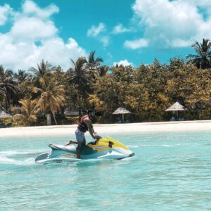 Thibaut Morgado Da Costa Instagram - ✌🏼👀
.
.
.
#fourseasonsresort #fourseasonsmaldives #maldives #maldives🇲🇻 #travel #vacances #holidays #jetski #summer #sea #beach #water #bluelagoon #love #chill #relax #world #instagood #me #cute #photography #photooftheday #beautifull #happy #amazing  #lifestyle #life