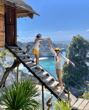 Thiti Mahayotaruk Instagram - Hey, Tarzan 🌴🧔‍♂️🧔‍♀️