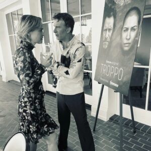 Thomas Jane Instagram - A evening Fitzgerald might have written… after years of work kicked off by the writings of @candicefoxauthor and the show running writing of @yolandaramke … thank you @amazonfreevee @amazonstudios who became home to our #troppo… And thank you to the cast and creators, someone of whom flew halfway around the world to stand together, toast, in some cases MEET, enjoy and celebrate … over an iced 🐊 crocodile and under the full eclipse of a Super Blood Flower Moon… surreal, the loveliest of people … friends became family… see you THIS FRIDAY, May 20th… 2 days to go… premiering on AMAZON FREEVEE …. #TROPPO 🐊🔥❤️

(Photo credit to a mixture of @breckeisner @yolandaramke @markhosack @jaime_king … xo)

#thomasjane #supermoon #eclipse #amazon #troppo #candicefox #jaimeking #breckeisner #courtneylaurenpenn #yolandaramke #radhamitchell #agc #eqmedia #wearerenegade #davidlyons