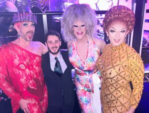 Thorgy Thor Instagram - Thanks for having me LONDON @classicalprideuk ! Had a blast performing 🎻 & cackling backstage with @monetxchange @phaedraphaded & @tyyharris 😜. Amazing photo by @zenhofer 📸 ( **Last photo with host and London legend @jonnywoouk , cutie conductor @ozeffman & the very talented @snowwhitetrash 🎷🎵) @londonsymphonyorchestra —— Have me back !!! 🎻👠💋🏳️‍🌈🎵