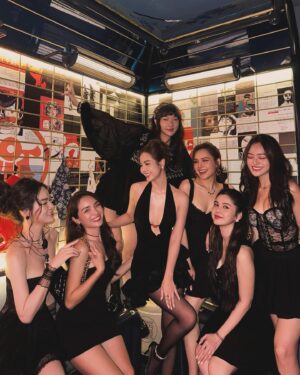 Thùy Anh Instagram - ♥️ girls night out