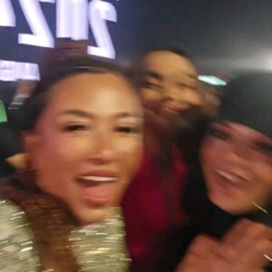 Tiara Jacquelina Instagram - It was #girlsnightout for me and my girls @drjezaminelim and @idamariana_official at #KLFW 🙌🏼 I'm so glad I could make it for the spectacular closing by the incredibly talented duo @rizmanruzaini. What a STUNNING collection, bravo!!

I've watched these 2 glow up and grow from strength to strength over the past 15 or so years and cannot be more proud to see them going international and making Malaysia proud 💜💜💜

#rizmanruzaini #klfw24
