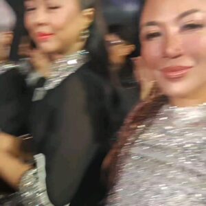 Tiara Jacquelina Instagram - It was #girlsnightout for me and my girls @drjezaminelim and @idamariana_official at #KLFW 🙌🏼 I'm so glad I could make it for the spectacular closing by the incredibly talented duo @rizmanruzaini. What a STUNNING collection, bravo!!

I've watched these 2 glow up and grow from strength to strength over the past 15 or so years and cannot be more proud to see them going international and making Malaysia proud 💜💜💜

#rizmanruzaini #klfw24