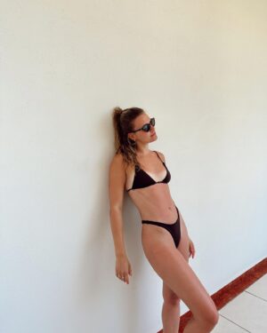 Tiera Skovbye Instagram - Still learning how to tan and not have the oddest tan lines…