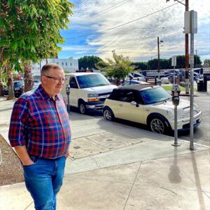 Tim Hooper Instagram - A beautiful day in downtown LA. Checking out the crazy California sky before my brunch plans 🍳🥓🧇. #brunchbear #artsdistrict #sunnyday #winterinla #newyear #newshoes #bigboyseason