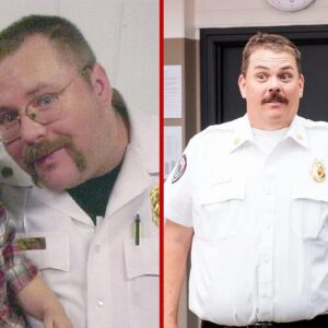 Tim Hooper Instagram - Who wore it better? #tt to me runnin Appleby Fire, and @heffernanlemme as chief of @tacomafdtrutv.

My favorite show on tv #TacomaFD season finale is tonight. It’s the most authentic 🚒 🔥 👨🏻‍🚒 show I’ve ever seen. Give it a watch and then a follow if y’all wanna see what it’s like bein fire chief. Hope to be on this show one day! 

#firechief #throwbackthursday