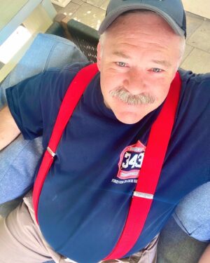 Tim Hooper Instagram - Tryin to keep my pants up with my @carhartt suspenders. 👨🏻‍🚒 Anyone else wear suspenders at home?

#wokeuplikethis #suspenders #suspenderswag #timhooper #firechief #carhartt #carharttsuspenders #mustachesofinstagram #blueeyes #uniformbear #bigmensfashion #bigmenstyle #countryboy #selfie