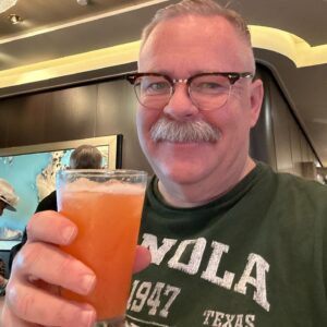 Tim Hooper Instagram - Taking off on my 3 week vacation. First stop: a Bahama Mama.