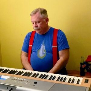 Tim Hooper Instagram - This was the first song I ever learned on the piano 🎹. My music teacher 👩🏼‍🏫 bought me the sheet music 🎼 so I could play it forever. Although, I might’ve stumbled on a few keys... please forgive me. 😊 
The world can always use a little more music. So I am challenging my friend @chamberlin.kevin to #SingWithMe — by sharing his own uplifting song 🎙 that keeps the world 🌎 filled with music 🎶 .

#singwithme #singwithmechallenge #itstherealthing #createdonthate #stayhome #quarantine #singingbear #mustachesofinstagram #shareavirtualcoke

Thank you so much to @force__of__nature__ for the 🎧 magic and @random_tangentx for the 🎨