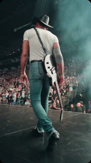 Tim McGraw Instagram - Looking back at the Standing Room Only Tour…I really loved doing this show every night!  A big “Truck Yeah” to everyone involved AND to you guys, the crowd!!! Without ya’ll, it’s just rehearsal.  Thanks to you guys for bringing it every night!
