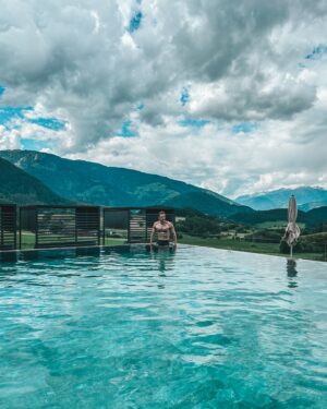 Timur Bartels Instagram - my last 5 incredible days at @winklerhotels 🫶🏼 thank you for having me and @milenastcrx !!