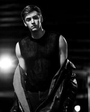 Timur Bartels Instagram - city lights / leather jackets 🌒
enjoy the weekend 🫶🏼
📷 @annaclarastudio