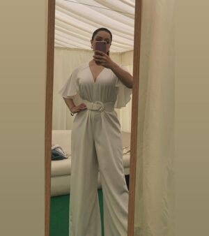 Tina Barrett Instagram - #thankyou @yorkraces for having us 🩷 the most amazing crowd and beautiful city 😻🥂☀️🐎✨ @sclub #york love ya 💕💋

#makeup @malincolemanmakeup 

#styling  @madeleinebowdenstyle