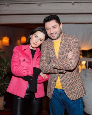 Tina Kandelaki Instagram - Мой дорогой и любимый друг @itabriz . Ты как-то сказал, что не всем дано радоваться за людей, не каждый осознает, что восторг за ближнего открывает новые двери, а гордость за чужие успехи — новые горизонты.

Каждый год, когда пишу тебе поздравление, я в очередной раз прокручиваю все наши взлеты и падения и понимаю, что твои слова — действительно слова мудреца, объясняющие нашу столетнюю дружбу.

Я всегда искренне восхищалась тем, что ты делаешь, как ведешь проекты, как работаешь с людьми, твоим педантичным самосовершенствованием и стремлением менять всё в лучшую сторону без оглядки на хайп, позерство и прочую мишуру. 

Настоящий джентльмен, настоящий мужчина, настоящий визионер и настоящий друг, пусть поводов гордиться в этом году будет еще больше!