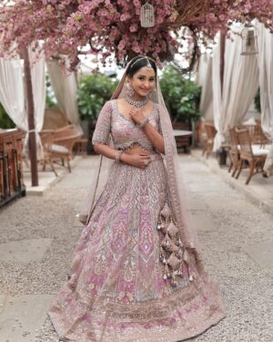 Tina Philip Instagram - Create your own fairy tale! 🧚‍♀️✨

Outfit: @bawreefashions 
Clicked by: @memoriaproduction 
Jewellery: @jazzy_the_rentals 
Hair and makeup: @nandanisandha_ 
Location: @truetrammtrunk