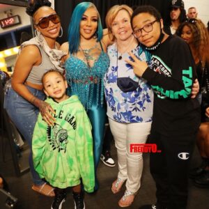 Tiny Harris Instagram - Happy birthday my love!! My rock @diannecottlepope we cherish u with all we got. U are truly God’s gift & Blessings to our family!! We love u & so grateful for u!! Happy 79th birthday I had the best time spending it with u on your day!! 🙏🏽❤️💞