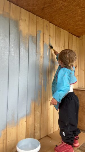 Tiril Sjåstad Christiansen Instagram - Siste prosjekt før vi tar sommerferie 🖌️